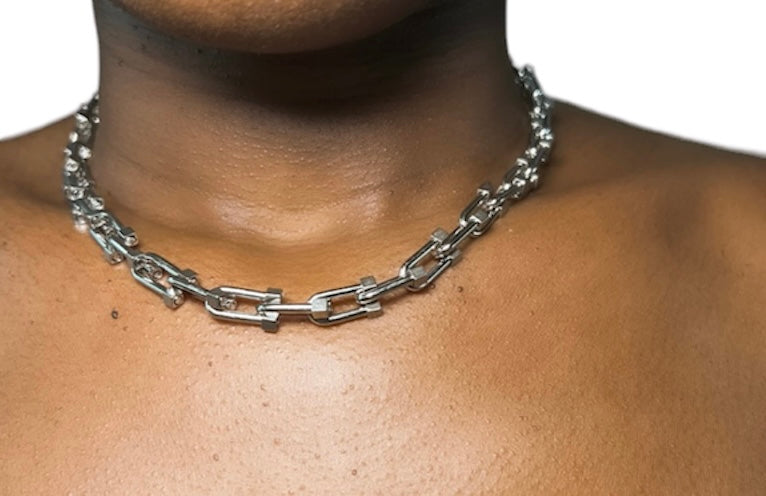Horseshoe Necklace